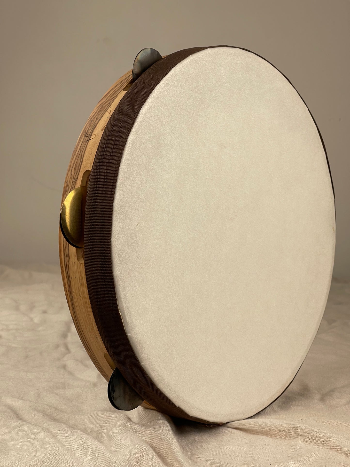 tamburello moderno ulivo e mogano