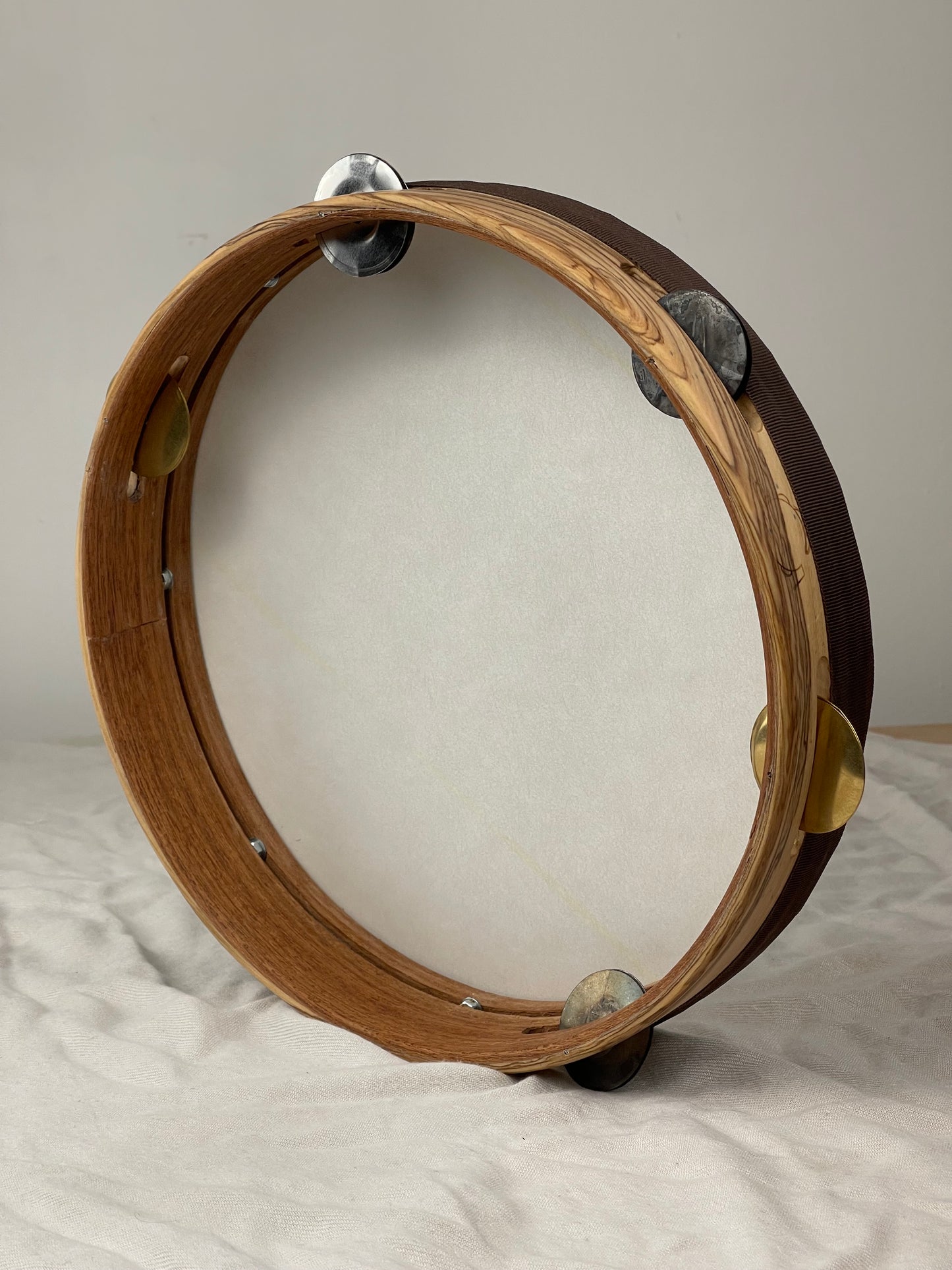 tamburello moderno ulivo e mogano