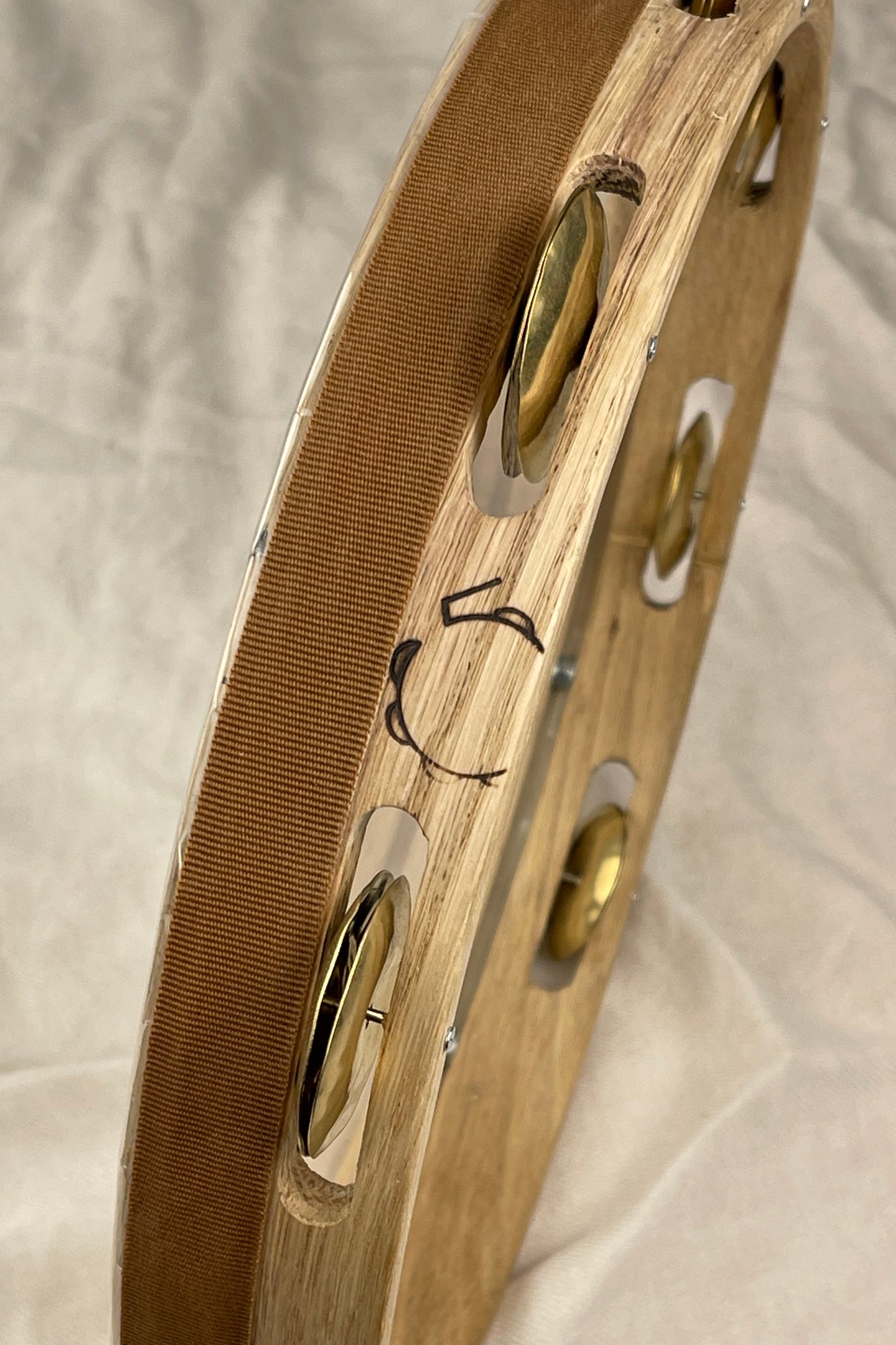 MAESTRALE– Tunable Oak Tamburello 11" with Brass Jingles