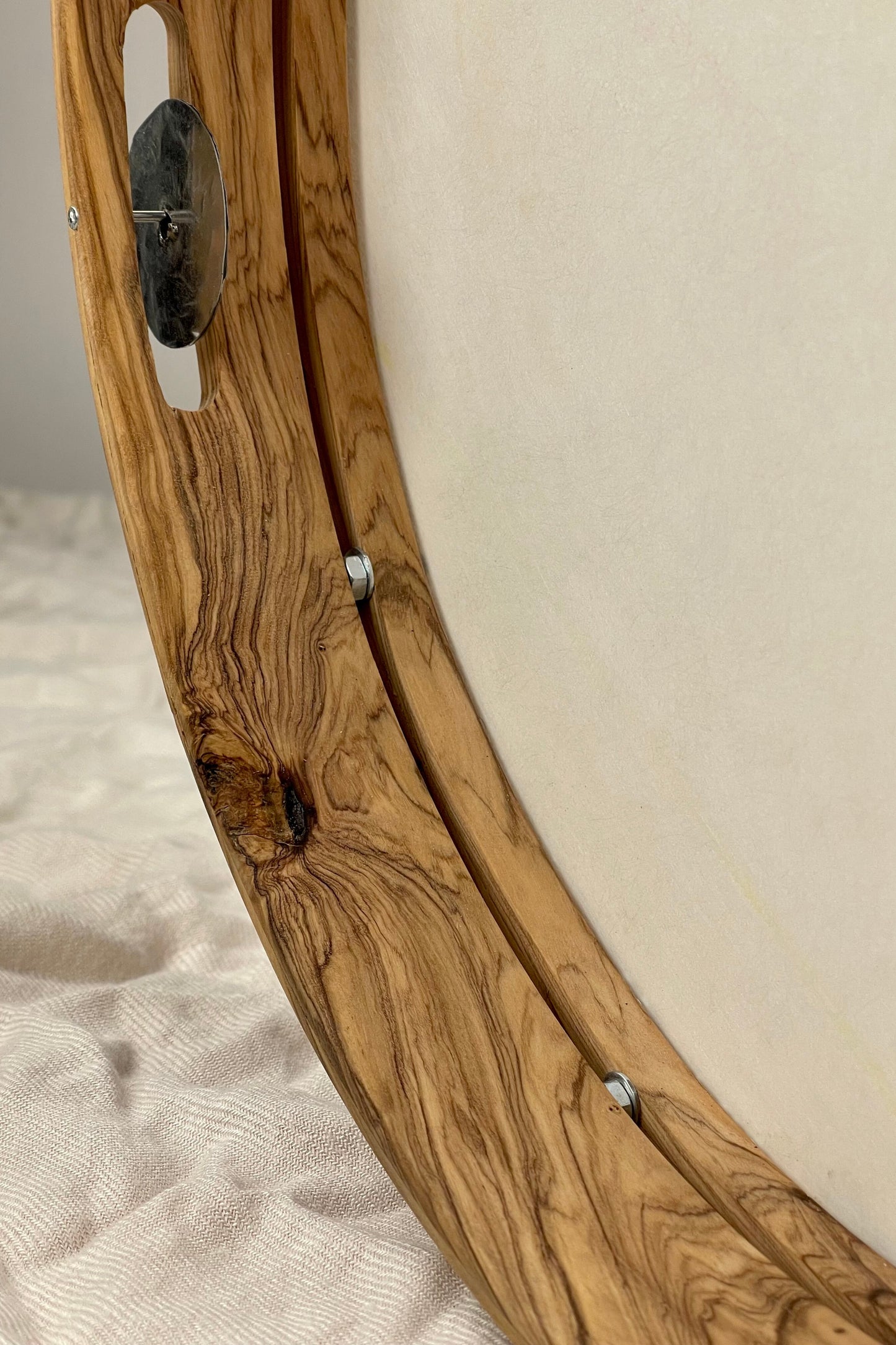 MORICA - olive wood modern tamburello