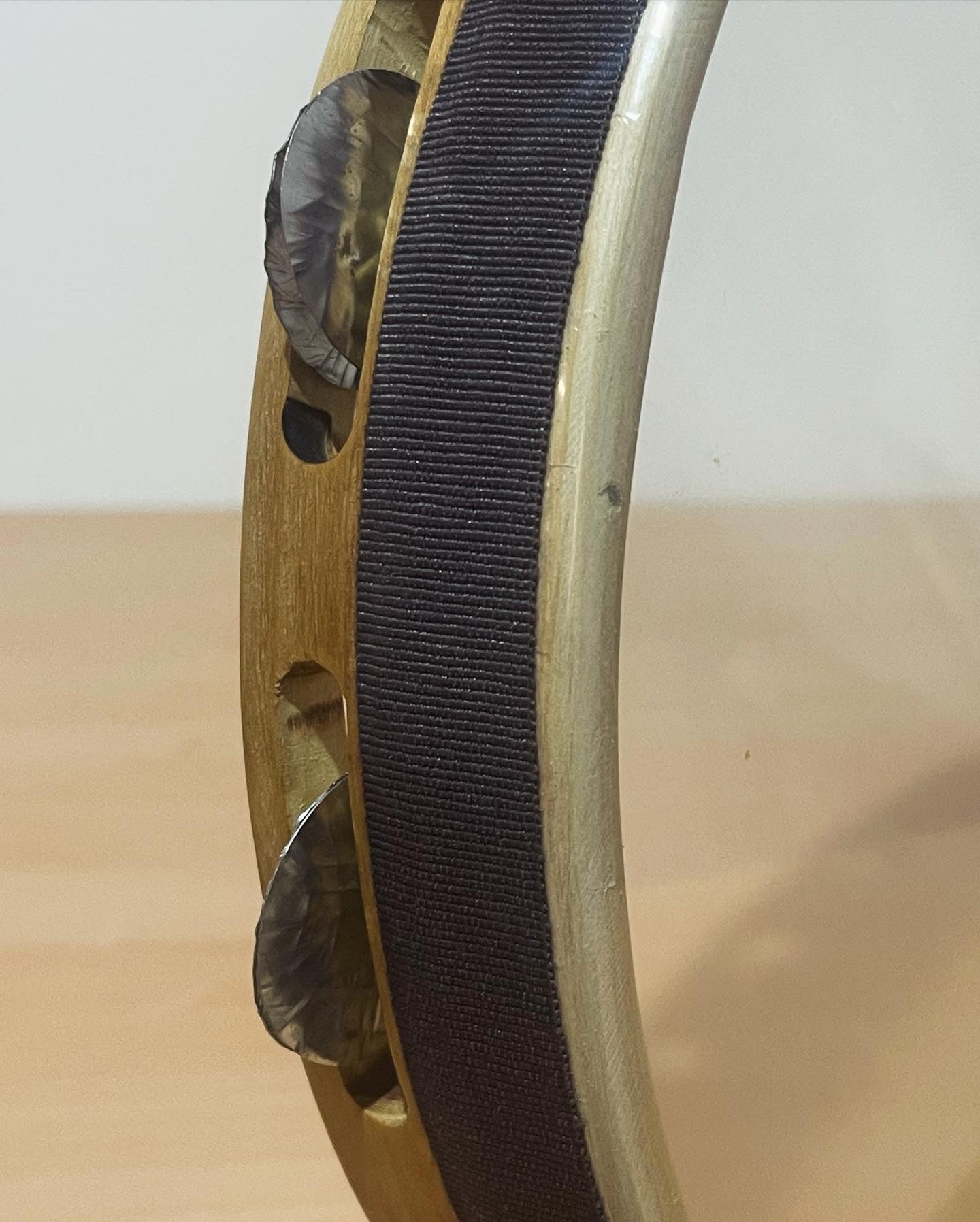tamburello moderno in legno di gelso