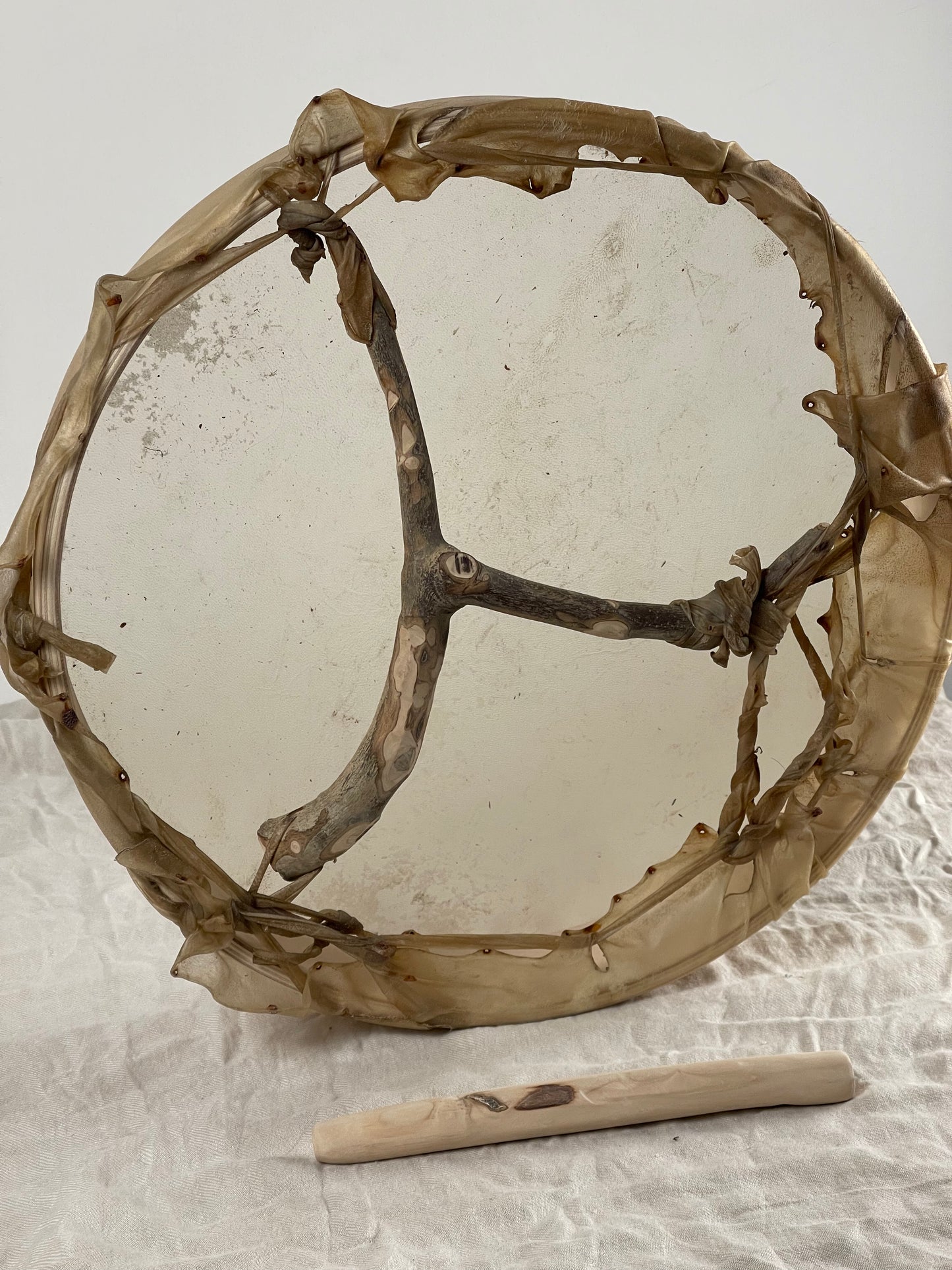 Side view showing depth of frame