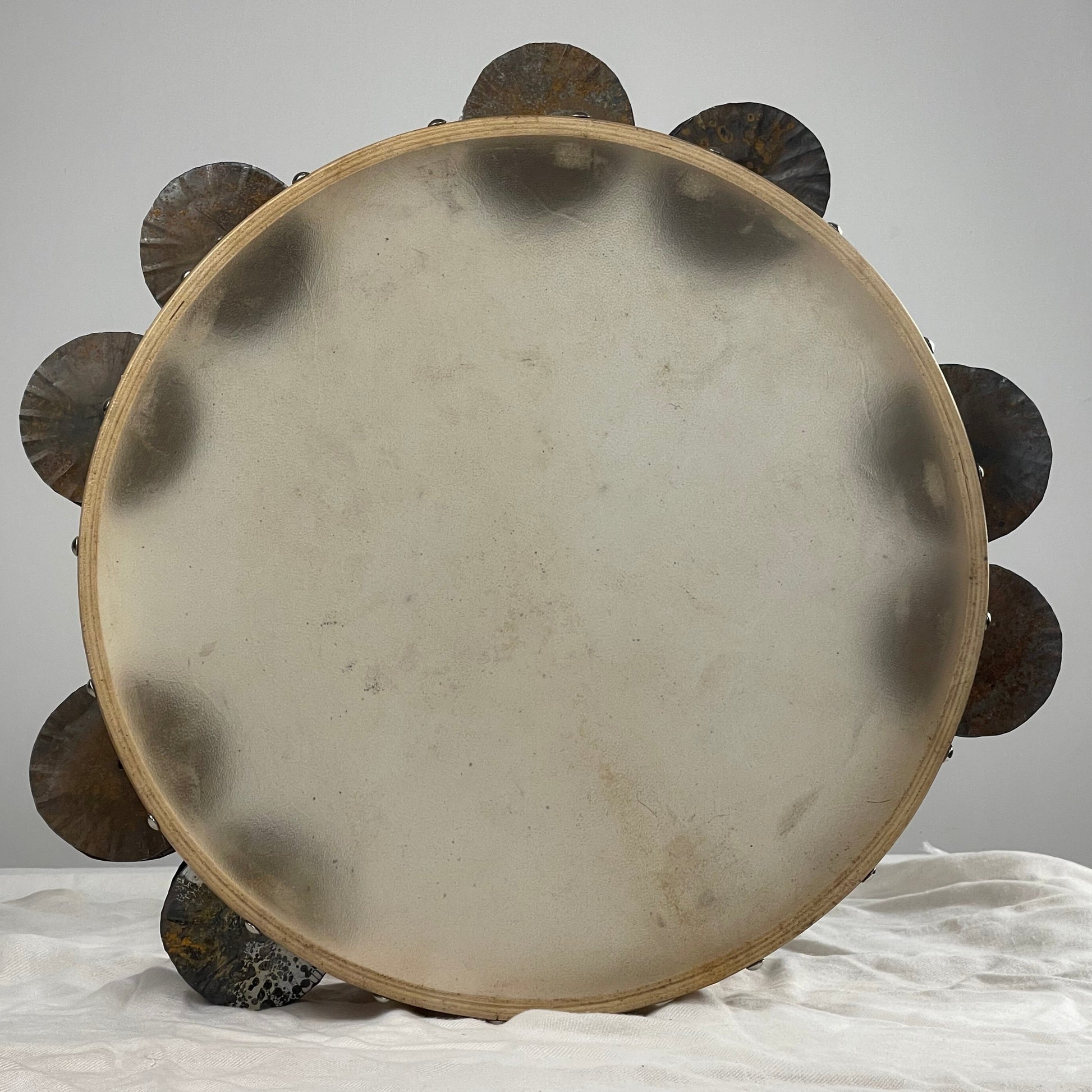 Traditional 38 cm tambourine with goatskin head