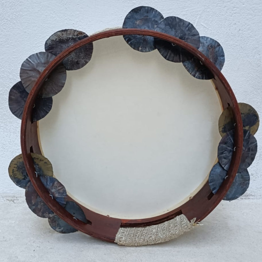 Trullo tambourine, 38 cm with white Mylar head – front view
