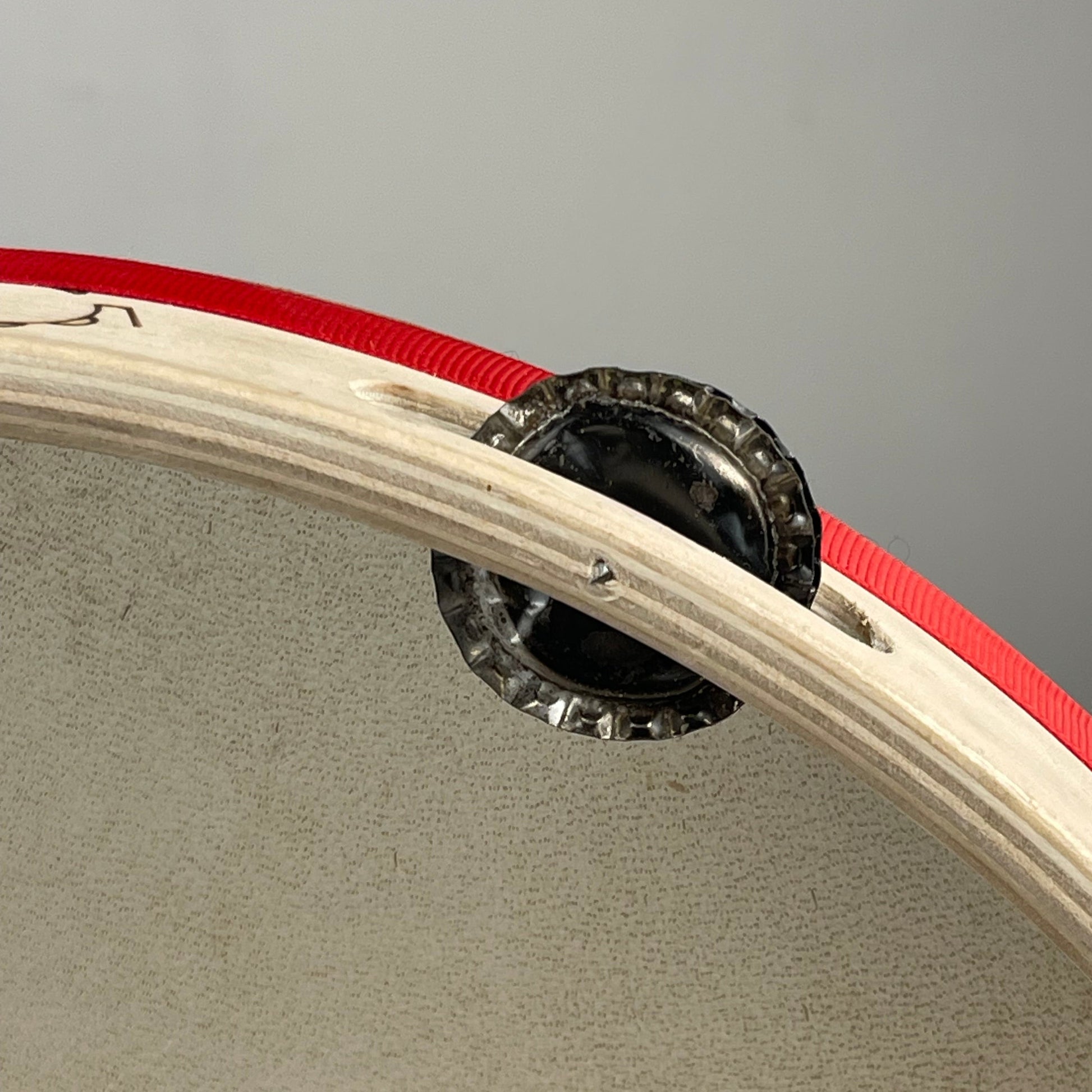 33 cm tambourine with natural goatskin and recycled beer caps