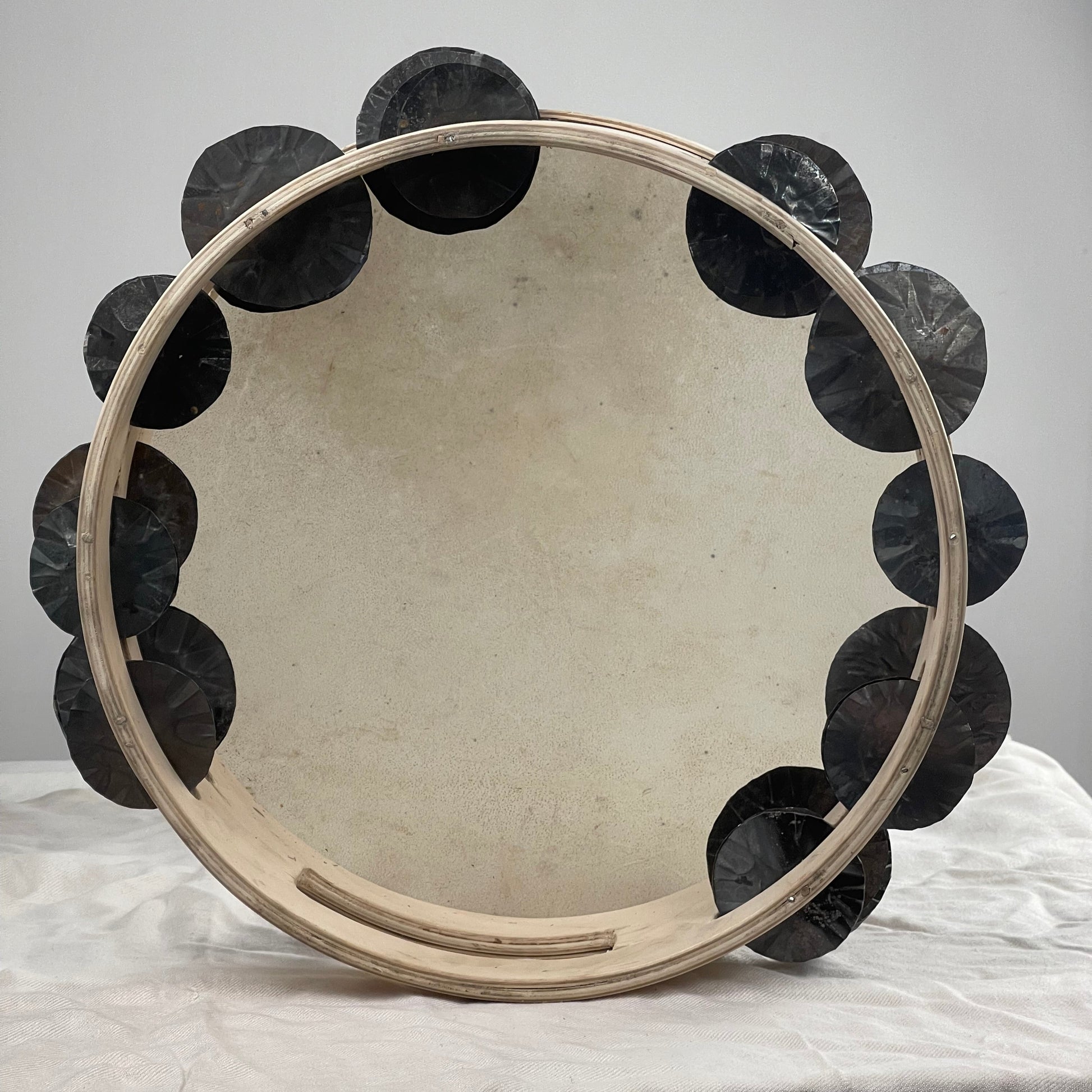 Handcrafted tambourine for pizzica and tarantella, 35 or 38 cm