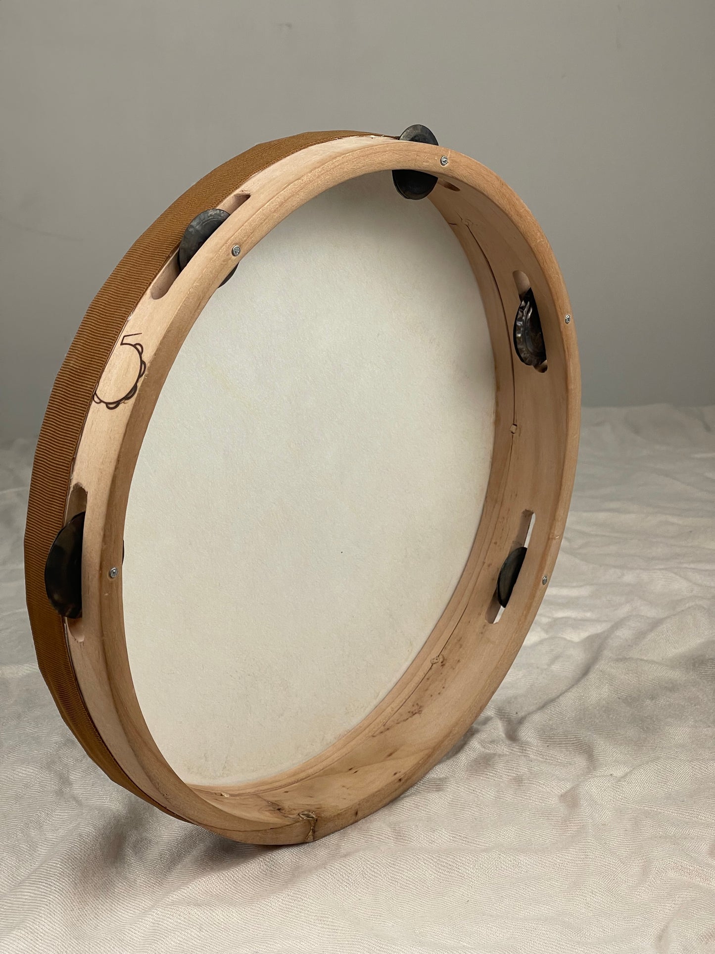 Moderno 10” bianco